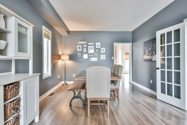 Barrie, ON L4N 0M8,60 Carley CRES