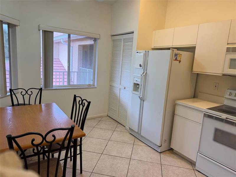 5914 Regal Glen Dr #205, Boynton Beach, FL 33437