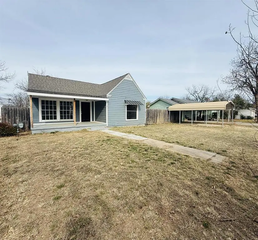 Coleman, TX 76834,209 Hollywood Street