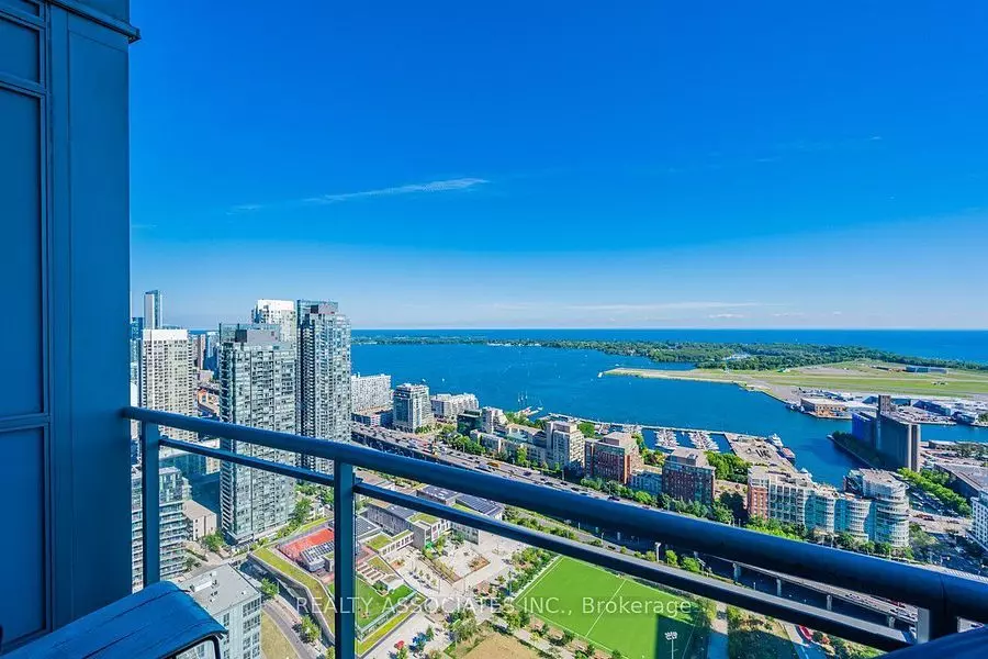 Toronto C01, ON M5V 4B2,151 Dan Leckie WAY #1001