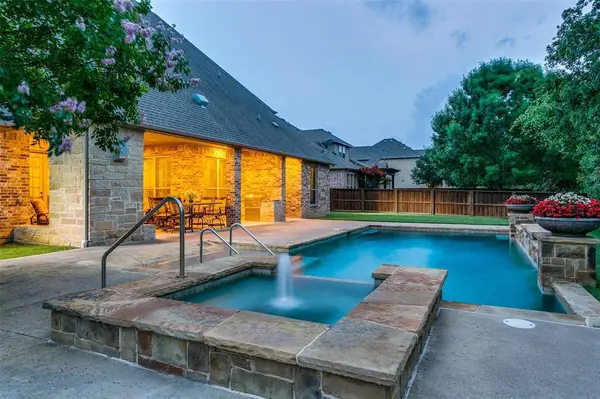 Southlake, TX 76092,424 Saint Tropez Drive