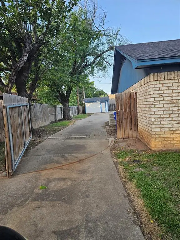 Waco, TX 76710,917 RAMBLER Drive