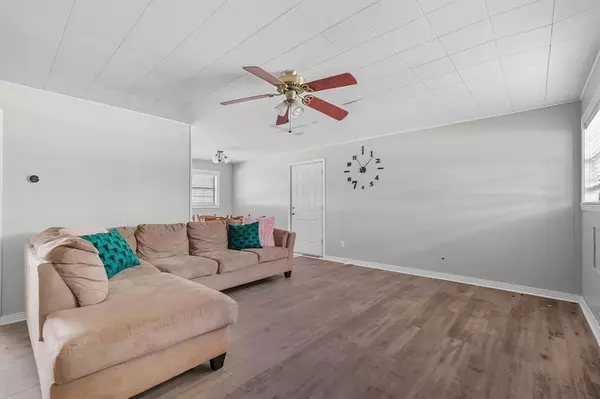 Aspermont, TX 79502,1452 Mccarty Street