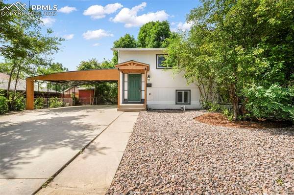 3820 Fairfield LN, Pueblo, CO 81005