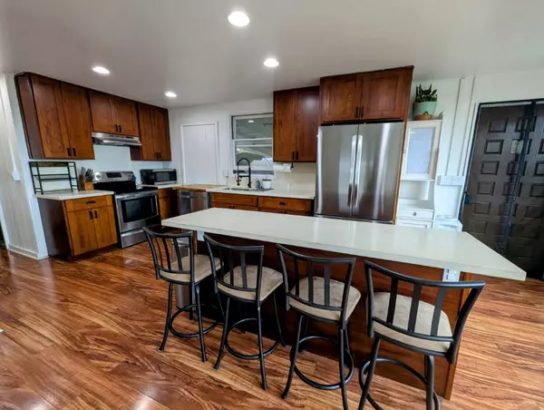 Honokaa, HI 96727,45-3310 KAMANI ST