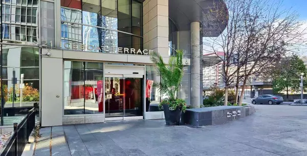 Toronto C01, ON M5V 4A9,21 Iceboat TER #622