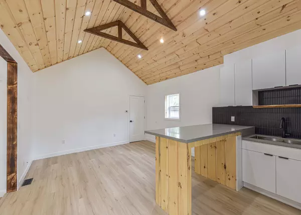 Orillia, ON L3V 3B8,274 Mississaga ST W #Unit C