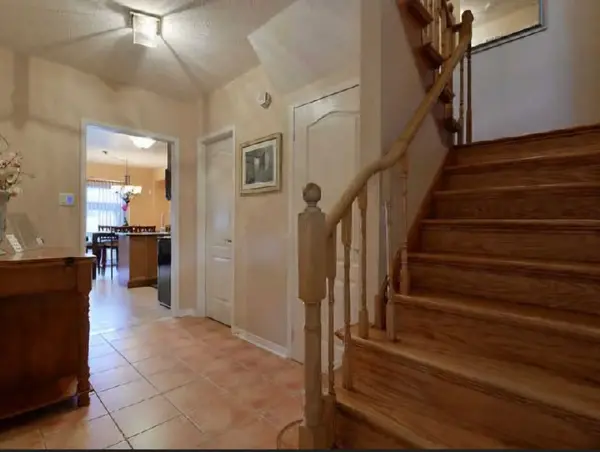 Brampton, ON L6X 5C8,12 Albright RD