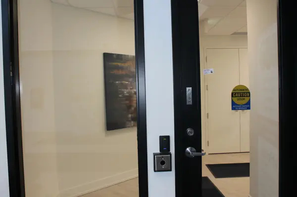 Mississauga, ON L5R 3E9,5700 Cancross CT #103