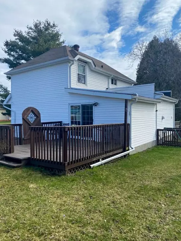 West Nipissing, ON P2B 3B3,305 Lillie ST