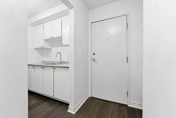 Belleville, ON K8P 3A3,80 Grier ST #3