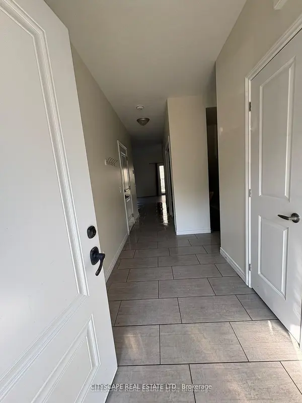 Norwich, ON N0J 1P0,10 Dufferin ST #18