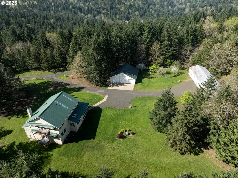 17234 OAKDALE RD, Dallas, OR 97338