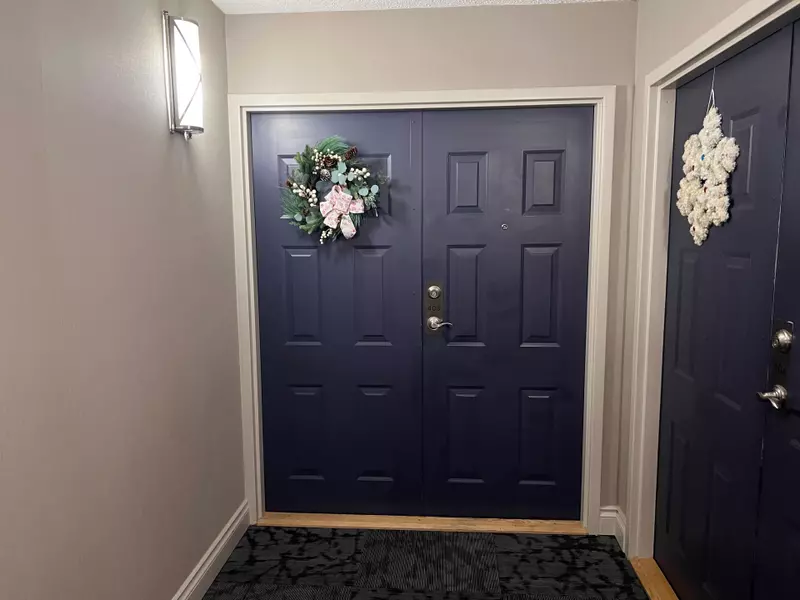 7 Picton ST #403, London East, ON N6B 3N7