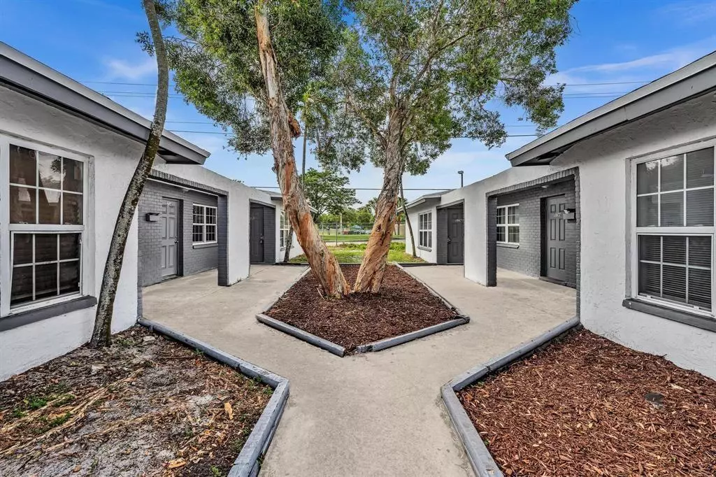 Fort Lauderdale, FL 33313,5748 NW 27th Ct