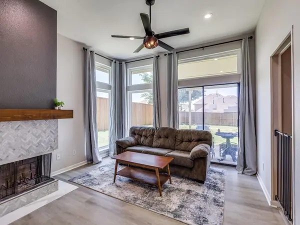 Wylie, TX 75098,1209 Surrey Circle