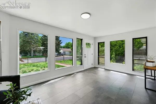 Colorado Springs, CO 80907,1314 Pioneer RD