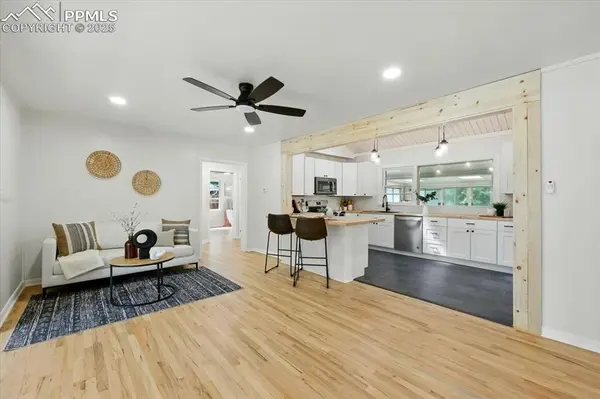 Colorado Springs, CO 80907,1314 Pioneer RD