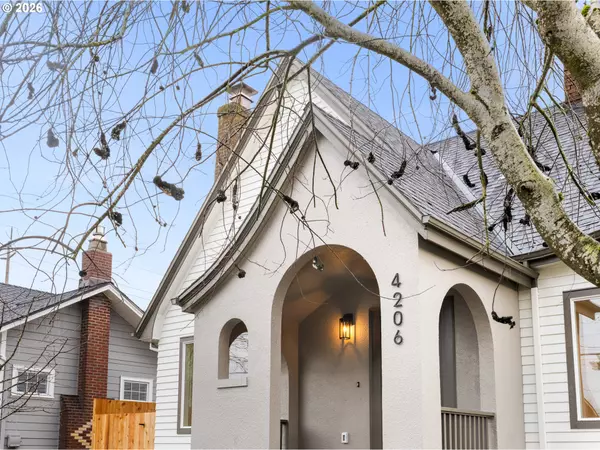 Portland, OR 97211,4206 NE 20TH AVE #A