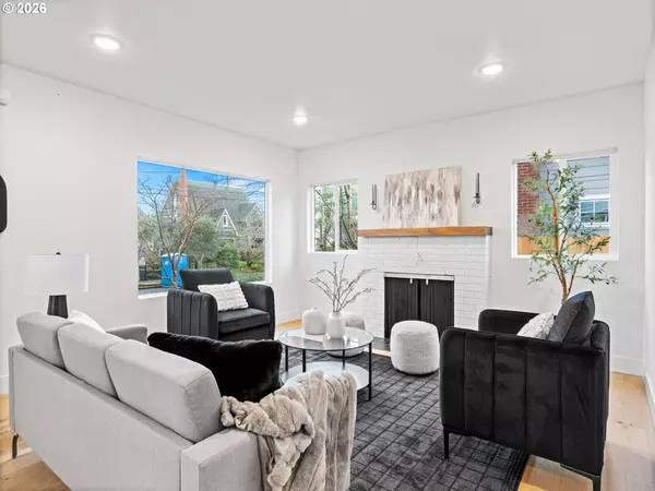 Portland, OR 97211,4206 NE 20TH AVE #A