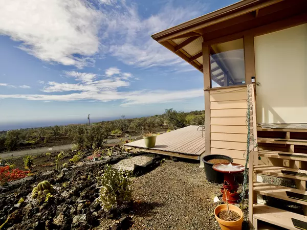 Ocean View, HI 96737,92-8490 JASMINE DR