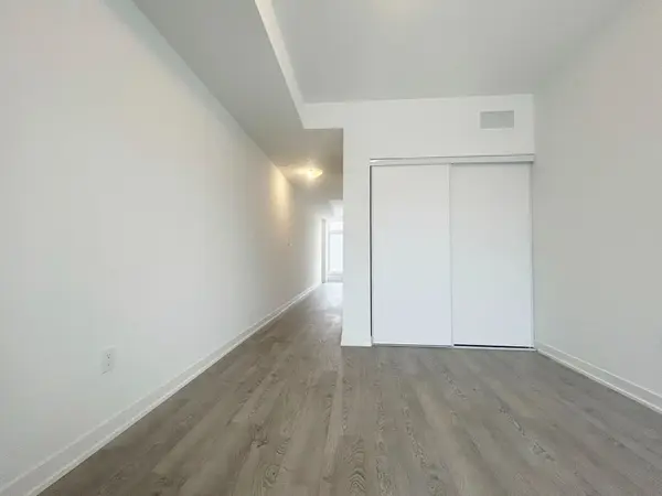 Toronto C04, ON M6A 2M5,36 Turtle Island RD #23