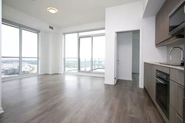 Toronto C15, ON M2J 1M1,32 Forest Manor RD #3008