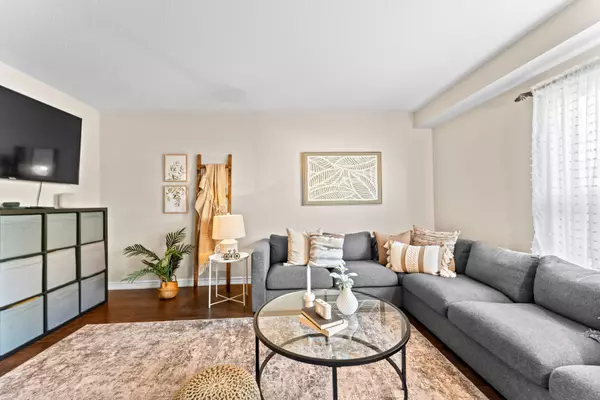 Clarington, ON L1C 3Y6,95 Laprade SQ