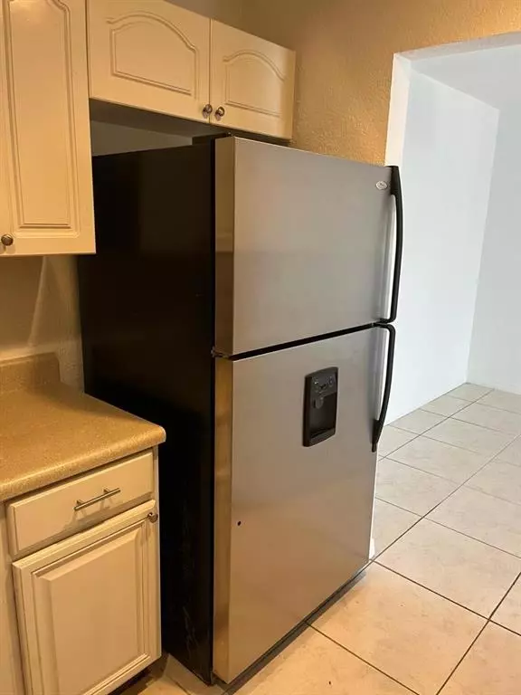 Lauderhill, FL 33313,2952 NW 55th Ave #2A