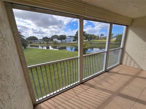 6890 Royal Palm Blvd #211H, Margate, FL 33063
