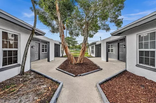 5748 NW 27th Ct, Fort Lauderdale, FL 33313