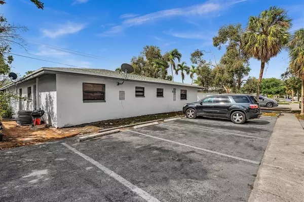 Fort Lauderdale, FL 33313,5748 NW 27th Ct