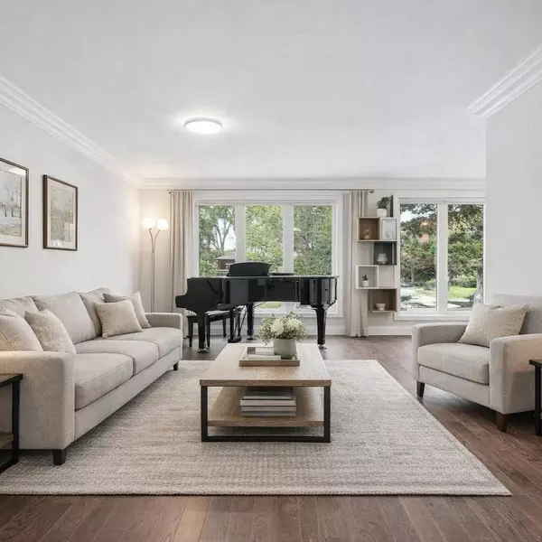 Toronto W08, ON M9B 6B2,17 Jill CRES