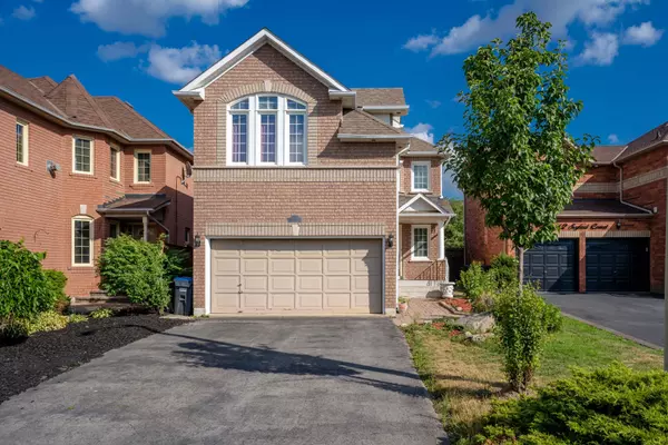 10 Safari CT, Brampton, ON L7A 1G8