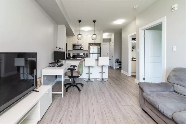 Hamilton, ON L8E 0K3,125 Shoreview PL #226