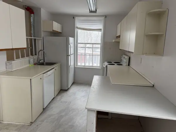 Brighton, ON K0K 1H0,20 Oliphant ST