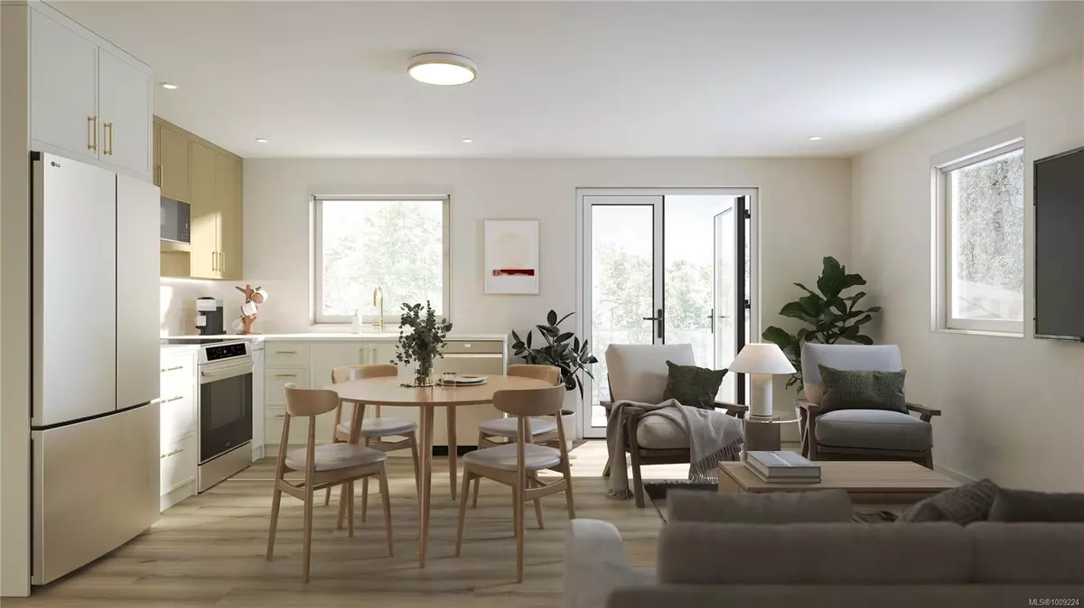 Victoria, BC V8R 2C2,1789 Emerson St #3