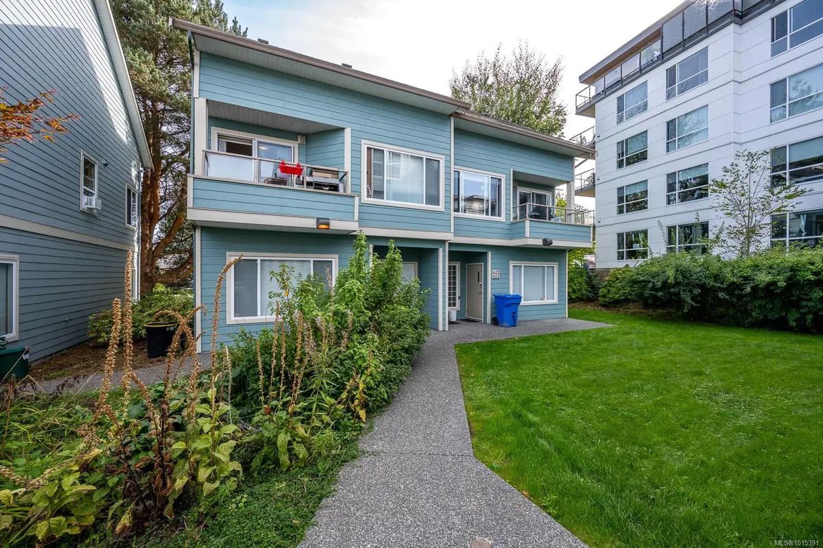 Courtenay, BC V9N 8P1,3030 Kilpatrick Ave #611/621