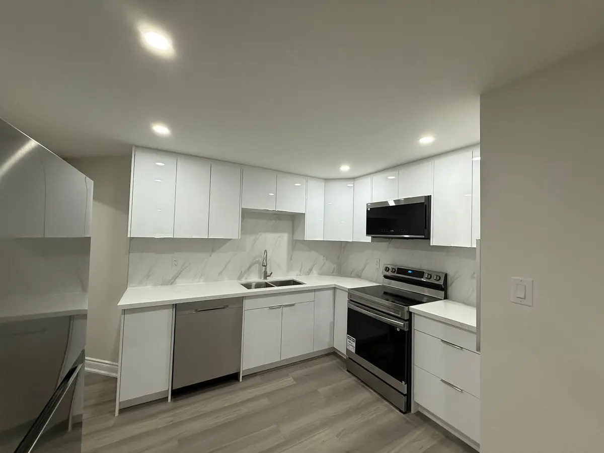 Milton, ON L9T 0T3,429 Stringer CIR