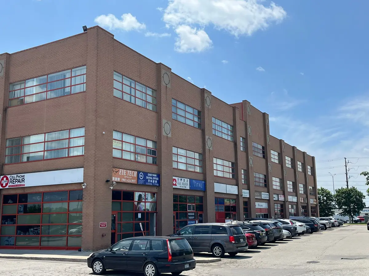 Mississauga, ON L4W 5G6,1550 South Gateway RD #211