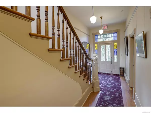 Victoria, BC V9A 3S8,332 Catherine St