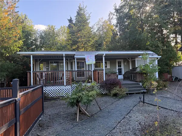 Qualicum Beach, BC V9K 2R2,2650 Turnbull Rd #G12/13