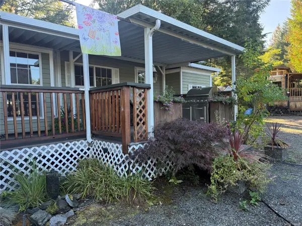 Qualicum Beach, BC V9K 2R2,2650 Turnbull Rd #G12/13