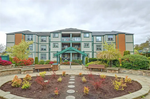 894 Vernon Ave #306, Saanich, BC V8X 2W6