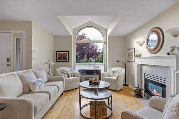 Parksville, BC V9P 2P7,201 Crabapple Cres