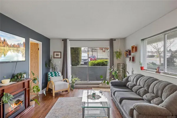 6715 Dover Rd #105, Nanaimo, BC V9V 1L8