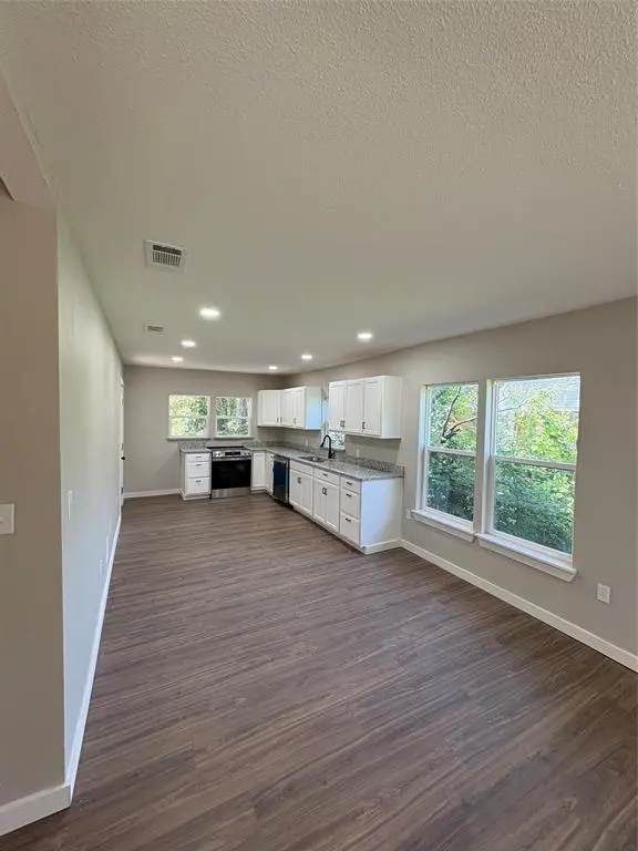 Sulphur Springs, TX 75482,904 Jefferson Street E