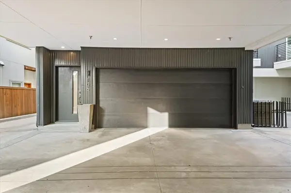 Dallas, TX 75204,2001 N Prairie Avenue #106