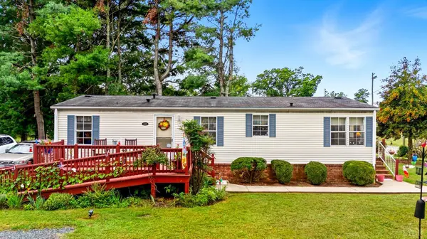 1289 Confederate BLVD, Appomattox, VA 24522