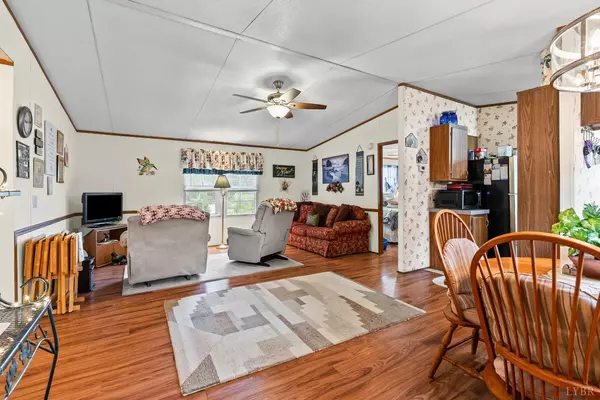 Appomattox, VA 24522,1289 Confederate BLVD